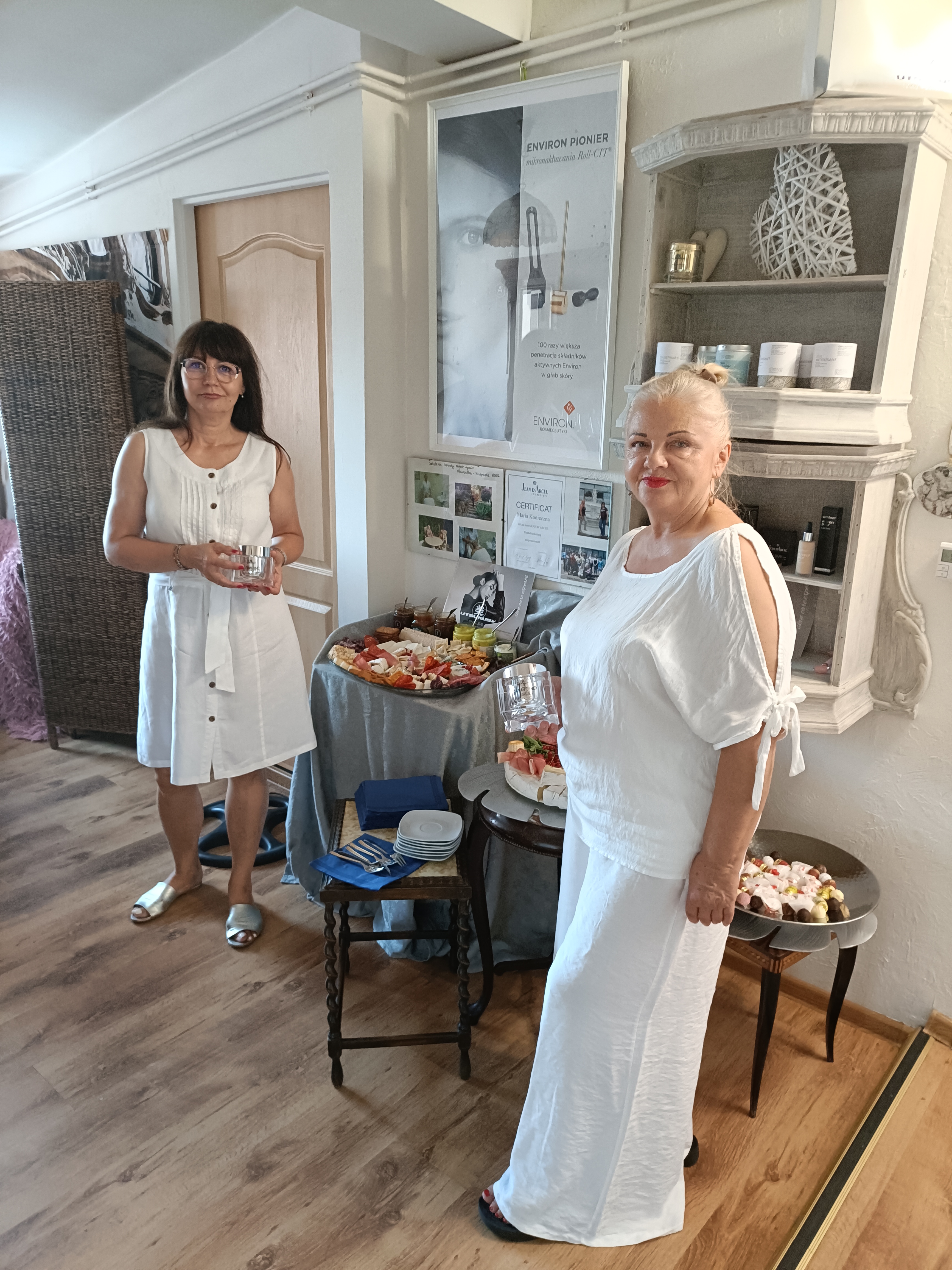 Kolejny pokaz aphrodite